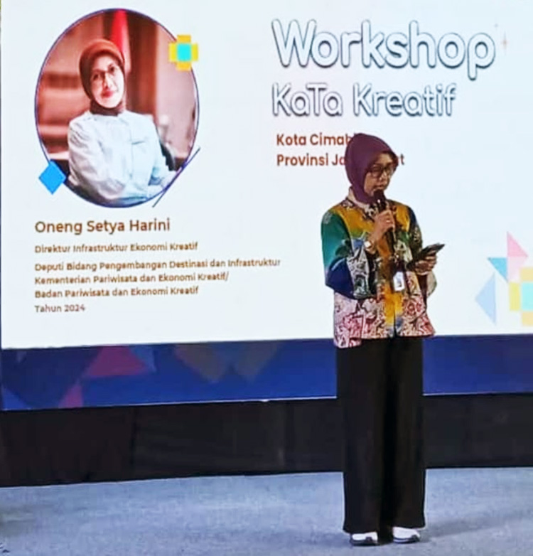 Direktur Infrastruktur Ekonomi Kreatif Kemenparekraf, Oneng Setya Harini membuka dengan resmi workshop "KaTa Kreatif Kabupaten/Kota Kreatif Indonesian" di Alam Wisata Cimahi pada Kamis (04/04/2024) kemarin - (Sumber: Febri/BJN)