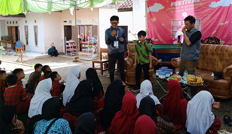 Suasana kegiatan Festival Literasi di SD Plus AL Muhsinin Kabupaten Bandung