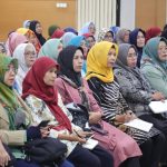 Para peserta kegiatan sosialisasi pencegahan kekerasan terhadap perempuan dan anak