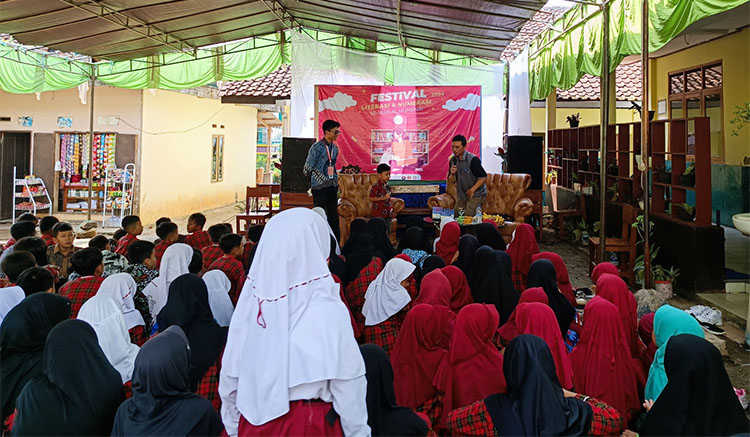 Suasana kegiatan Festival Literasi di SD Plus AL Muhsinin Kabupaten Bandung