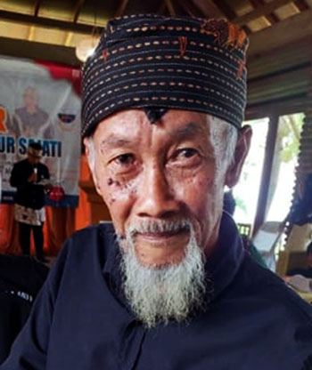 Yudistira Purana Shakyakirty alias Mang Ujang Laip