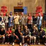 Foto bersama dosen, mahasiswa dan peserta PkM