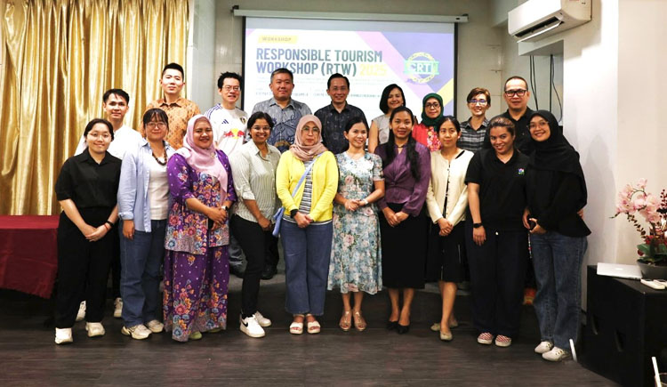 Perserta Workshop Responsible Tourism dari negara-negara Asia Tenggara
