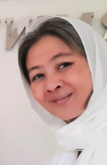 Mariska Lubis, Penulis - (Sumber: Instagram)