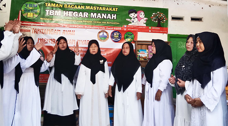 Penampilan Tim Paduan Suara - (Sumber: Nina/BJN)