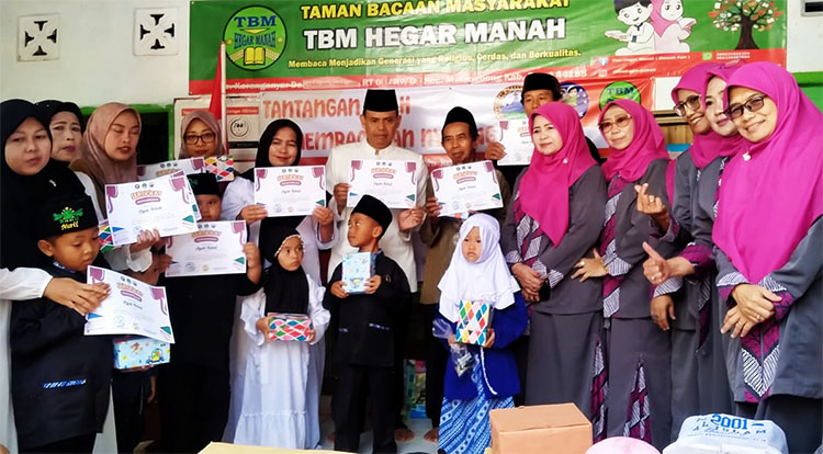 Foto bersama para juara - (Sumber: Nina/BJN)