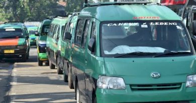 Menuju Digitalisasi Transportasi, Pemkot Bandung Usulkan Angkot Pintar dengan Anggaran Rp150 Miliar