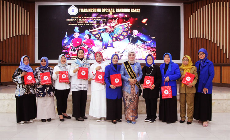 Tiara Kusuma Bandung Barat