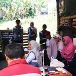 Kepala Desa Gununghalu, Isep Heriyatna