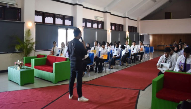 Penyampaian materi-materi di kegiatan Prospekku 2025 oleh beberapa narasumber - (Sumber: Humas STIEPAR YAPARI)