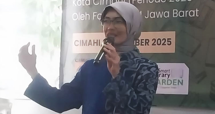Ketua Dewan Kebudayaan Kota Cimahi (DKKC), Teh Siti Yanti Abintini, S.H., M.M.