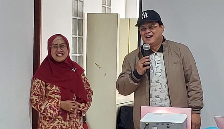 dr. R.Adj. Irma Indriyani